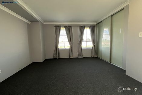 Property photo of 31 Balwyn Road Australind WA 6233