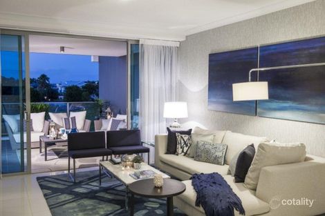 Property photo of 105 Compass Drive Biggera Waters QLD 4216