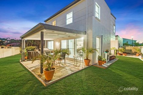 Property photo of 3 Ridgewood Close Pacific Pines QLD 4211