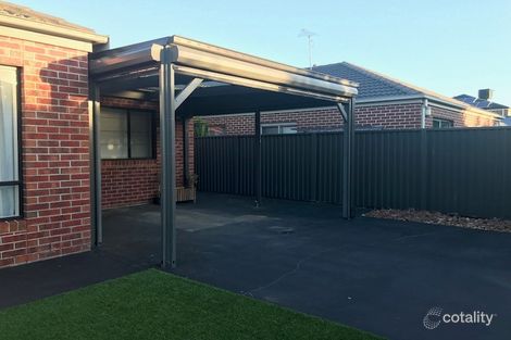 Property photo of 48 Everly Circuit Pakenham VIC 3810