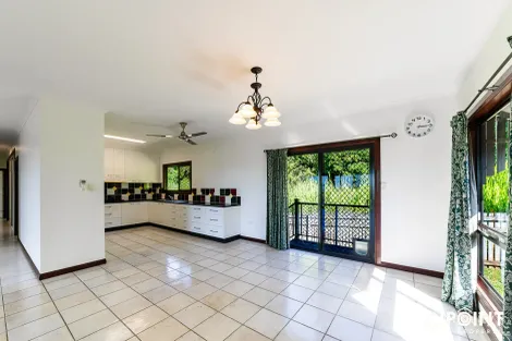 Property photo of 21 Woodlands Drive Eimeo QLD 4740