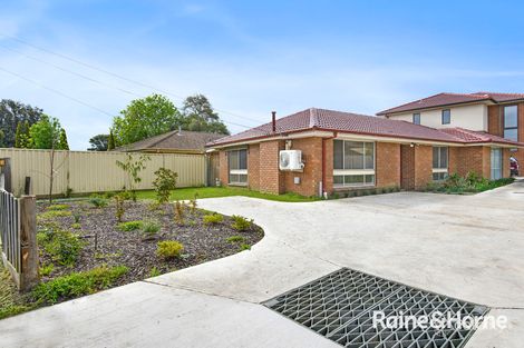 1/18 Circle Dr N, Cranbourne, VIC 3977