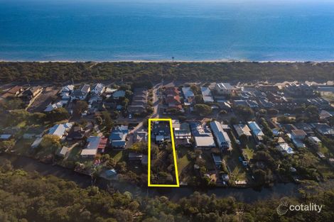 Property photo of 16 Beach Grove Seaford VIC 3198