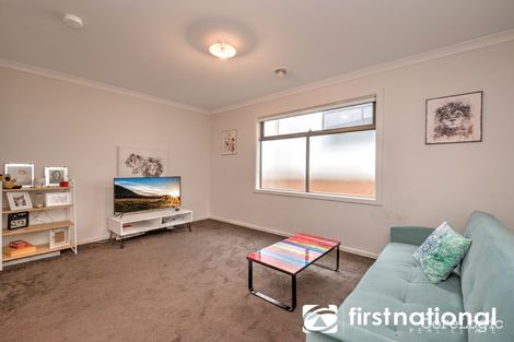 Property photo of 14/23 Atlantic Drive Pakenham VIC 3810