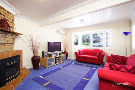 Property photo of 85 Waterloo Esplanade Wynnum QLD 4178