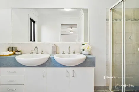 Property photo of 32/10 Diane Court Calamvale QLD 4116