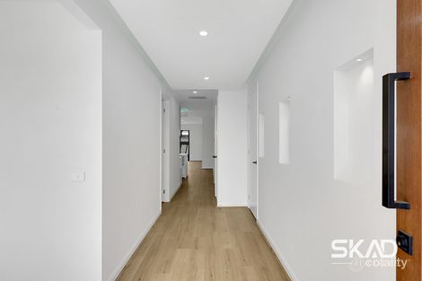 Property photo of 63 Bovine Crescent Donnybrook VIC 3064