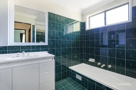 Property photo of 44 Koloona Avenue Figtree NSW 2525