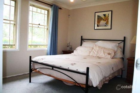 Property photo of 21 Hyde Park Court Wattle Grove NSW 2173