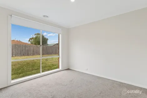 Property photo of 9 Hatten Place Berwick VIC 3806