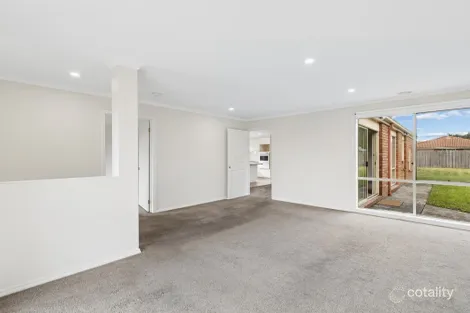 Property photo of 9 Hatten Place Berwick VIC 3806