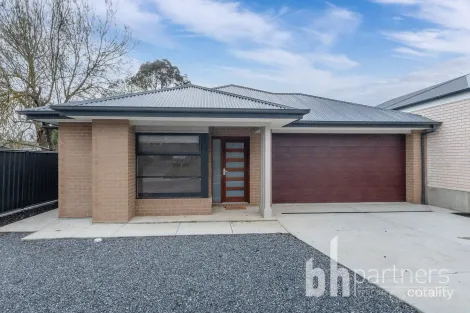 27 Balmoral Rd, Woodside, SA 5244