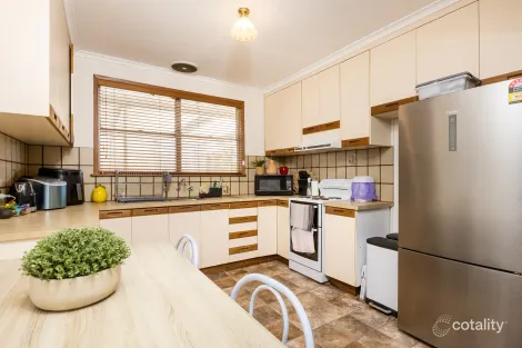 Property photo of 20 Weir Crescent Mildura VIC 3500