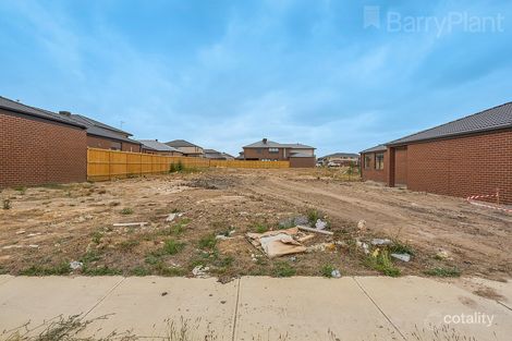 31 Broadbank Cres, Clyde North, VIC 3978