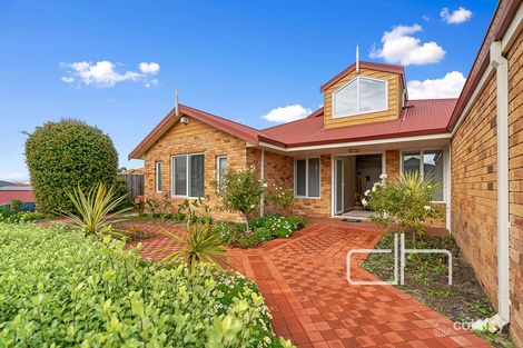 Property photo of 6 Pilbeam Circuit Landsdale WA 6065