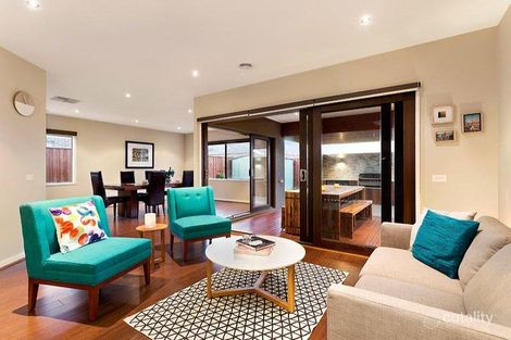 Property photo of 8 Joyfields Place Wollert VIC 3750