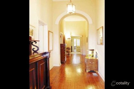 Property photo of 5 Pine Grove Malvern VIC 3144