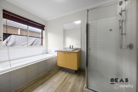 Property photo of 15 Manderston Avenue Derrimut VIC 3026