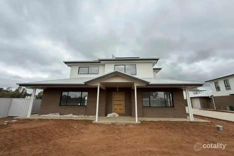 2 Hebden St, Lockhart, NSW 2656