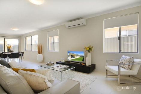 Property photo of 10 Semerwater Crescent Aveley WA 6069