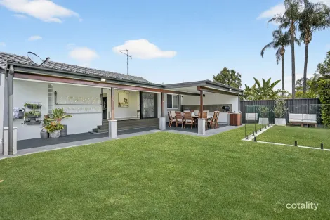 Property photo of 7 Garfield Street McGraths Hill NSW 2756