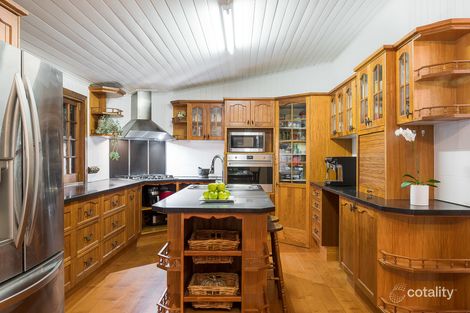 229 Lanita Rd, Ferny Hills, QLD 4055