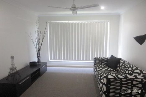 Property photo of 66 Epping Way Mount Low QLD 4818