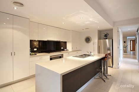 Property photo of 102B Tucker Road Bentleigh VIC 3204