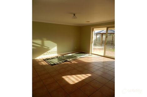 Property photo of 2/106 Sobraon Street Shepparton VIC 3630