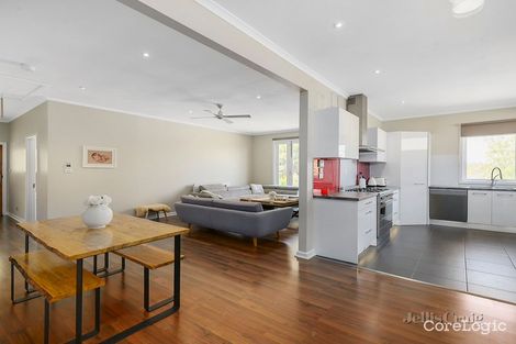 Property photo of 32 Cash Grove Mount Waverley VIC 3149