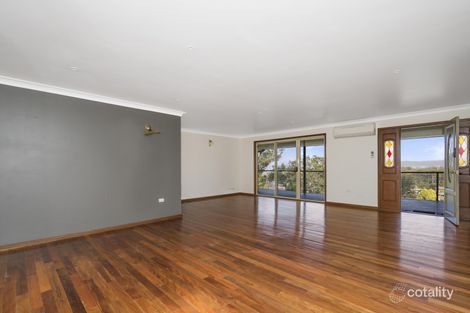 Property photo of 33 Emma James Street Springfield NSW 2250