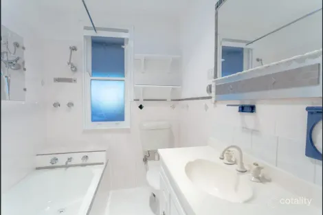 Property photo of 17 Finisterre Avenue Whalan NSW 2770