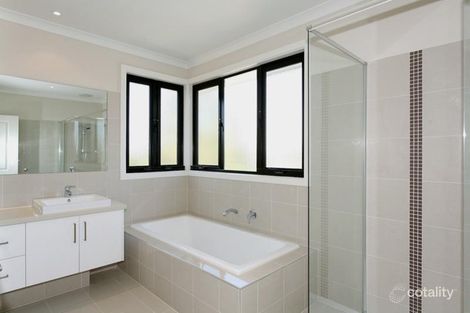 Property photo of 1/4 Elvie Street Doncaster East VIC 3109