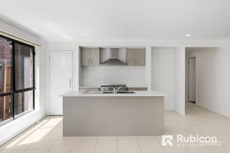 Property photo of 40 Princes Circuit Wallan VIC 3756