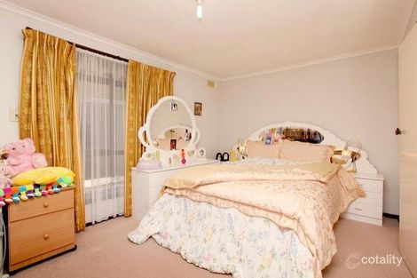 Property photo of 5 Chorley Place Kings Park VIC 3021