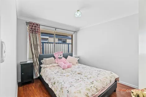 Property photo of 8 Greenwich Gardens Bertram WA 6167