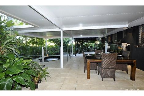 Property photo of 2/5 Callistemon Court Arundel QLD 4214