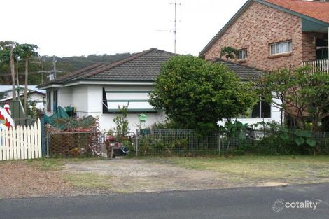 40 Wentworth Ave, Woy Woy, NSW 2256