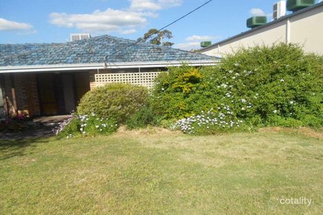 Property photo of 6 Myles Road Swan View WA 6056