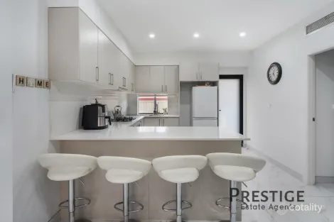 Property photo of 3 Stevenson Street Wetherill Park NSW 2164