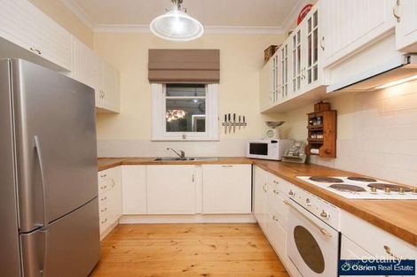Property photo of 25 Sweet Wattle Drive Cranbourne South VIC 3977