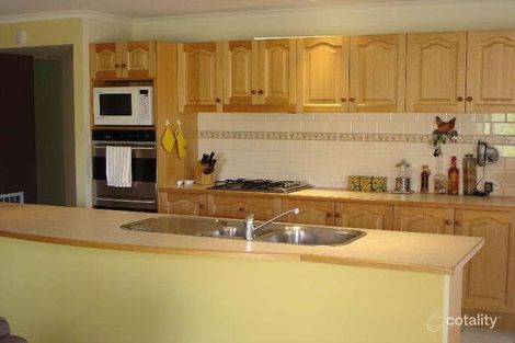 Property photo of 42 Winners Circle Aspendale Gardens VIC 3195