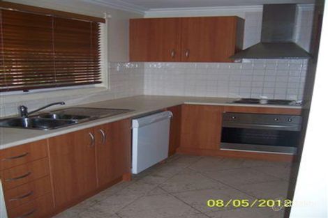 Property photo of 3 Alliott Street Bradbury NSW 2560