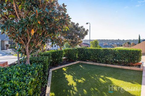Property photo of 10 Sacramento Parade Hocking WA 6065