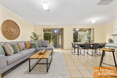 Property photo of 31 Bayside Court Jerrabomberra NSW 2619