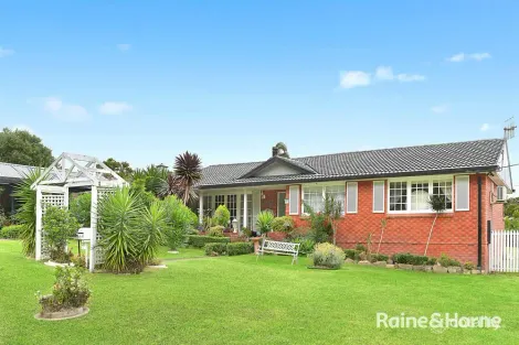 Property photo of 8 Taranna Crescent Nowra NSW 2541