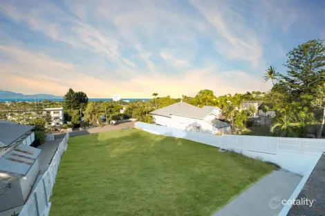 31 Alexandra St N, North Ward, QLD 4810