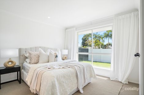 Property photo of 14 Seabrook Street Elanora QLD 4221