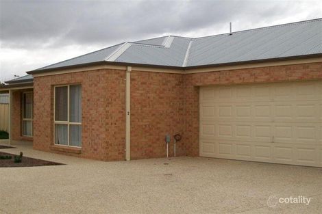 2/8 Mayan Ct, Mildura, VIC 3500