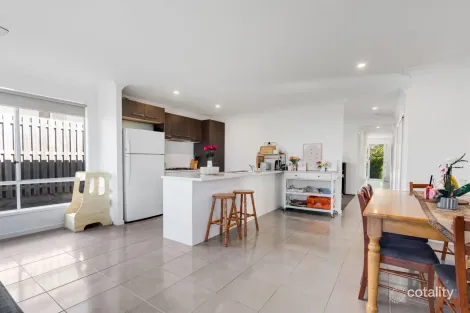Property photo of 5 Nectar Circuit Redbank Plains QLD 4301